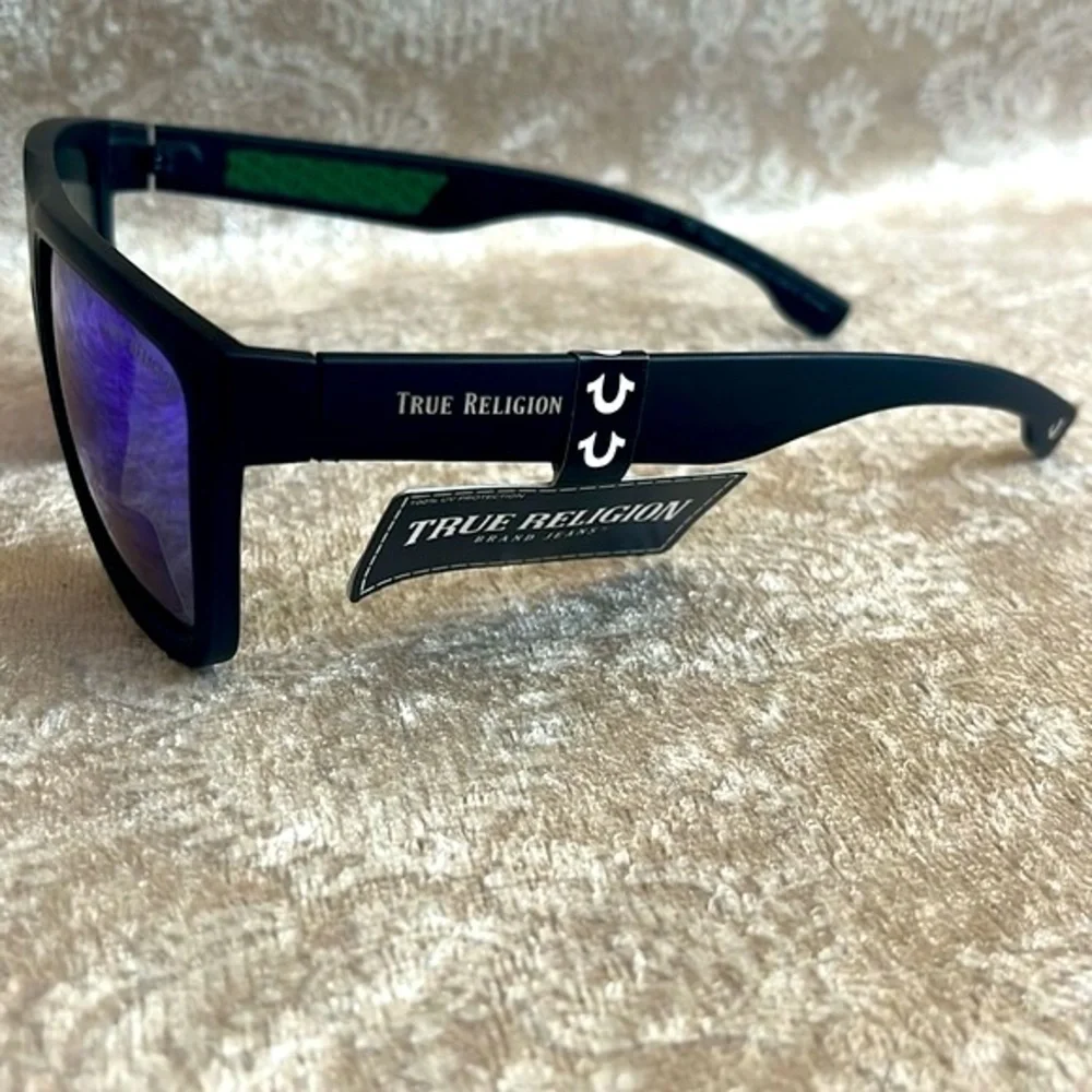 Brand New True Religion Mirrored Square Mens Sport Sunglasses Matte Black